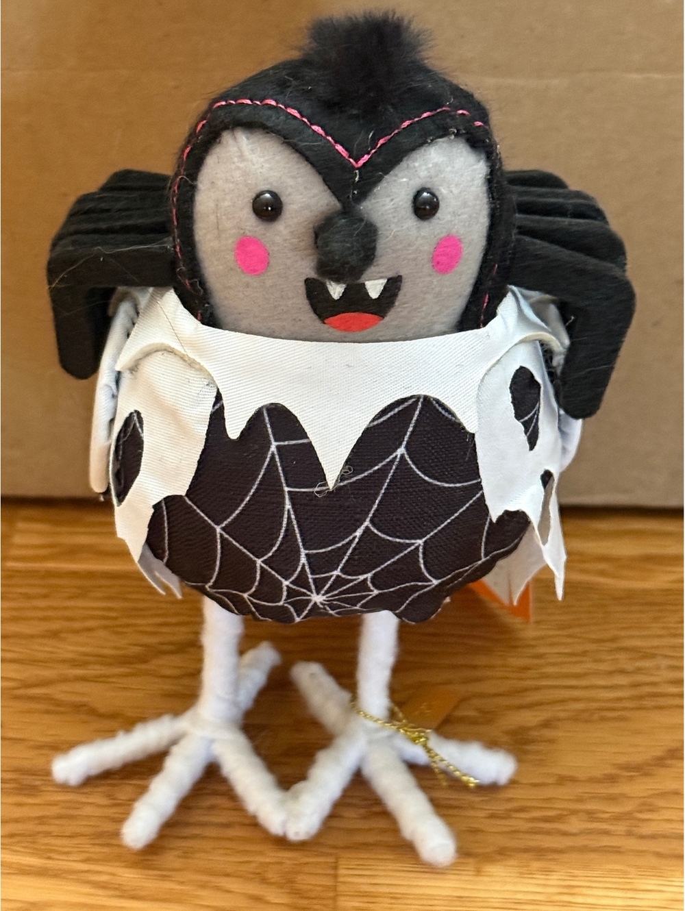 Hyde and EEK! Boutique Skitter